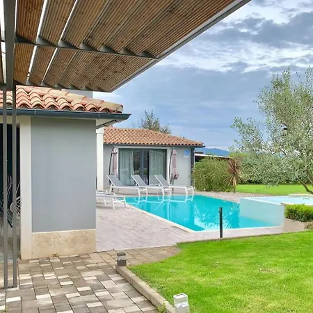 Βίλα Irena By Guide