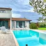 Villa Irena By Guide Barban