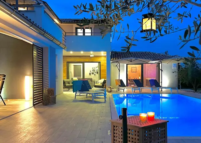 Villa Irena By Guide