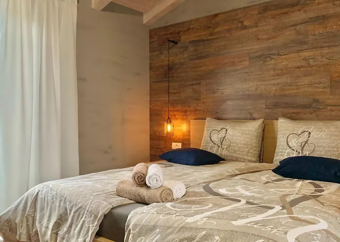 Irena By Guide Villa